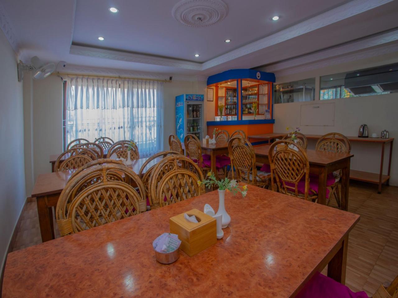 Hotel Garuda Inn Pokhara Eksteriør billede