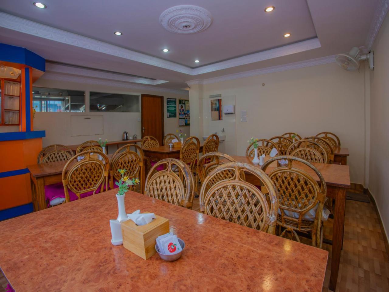 Hotel Garuda Inn Pokhara Eksteriør billede