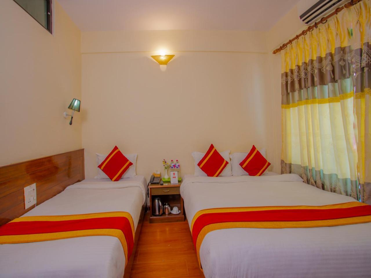Hotel Garuda Inn Pokhara Eksteriør billede