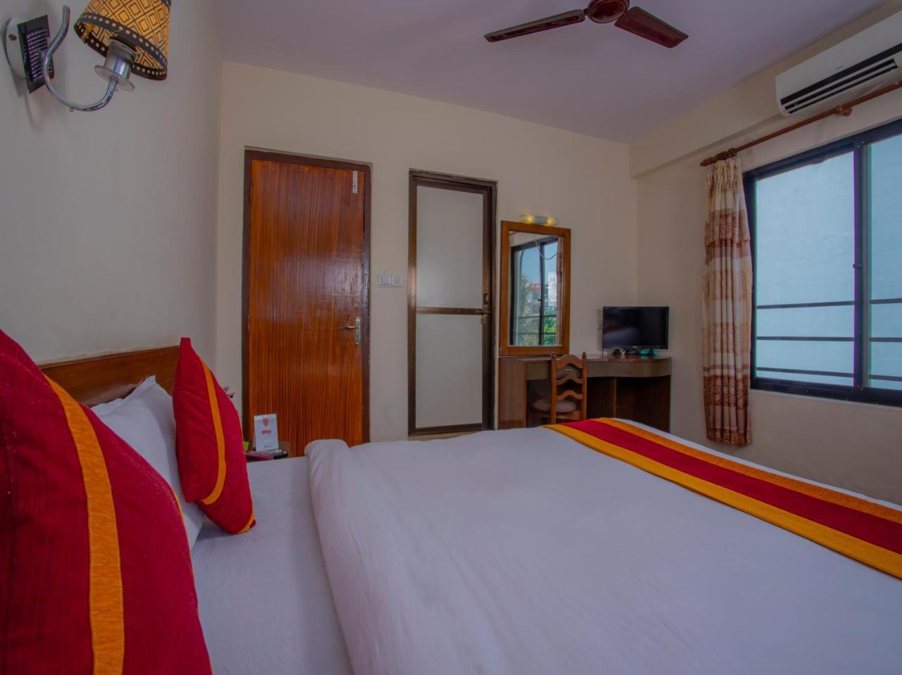 Hotel Garuda Inn Pokhara Eksteriør billede