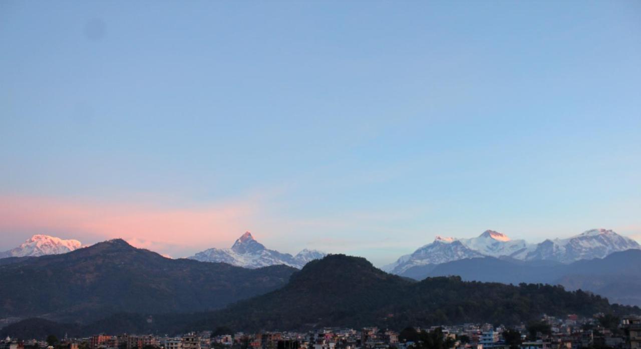 Hotel Garuda Inn Pokhara Eksteriør billede